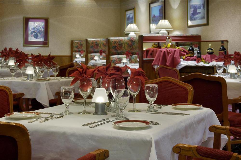 艾尔克红狮酒店和赌场 埃尔科 餐厅 照片